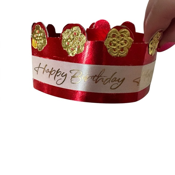 American Girl hairbrush, birthday crown, and hair care instructions - Picture 3 of 5